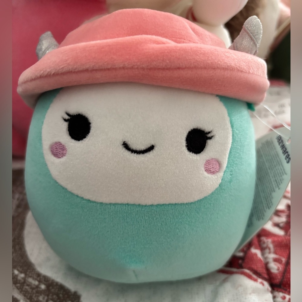 Squishmallow | 5” | Yollie | Stuffed Animal | Hat